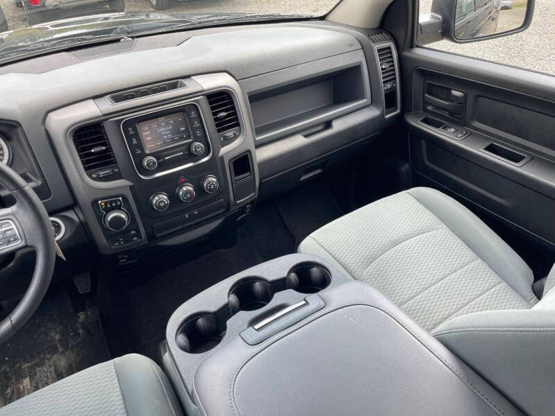 2017 RAM 1500 Express