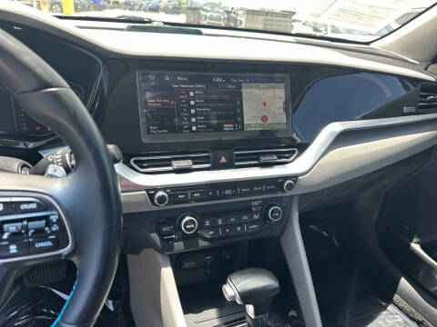 2020 Kia Niro Plug-In Hybrid EX Premium