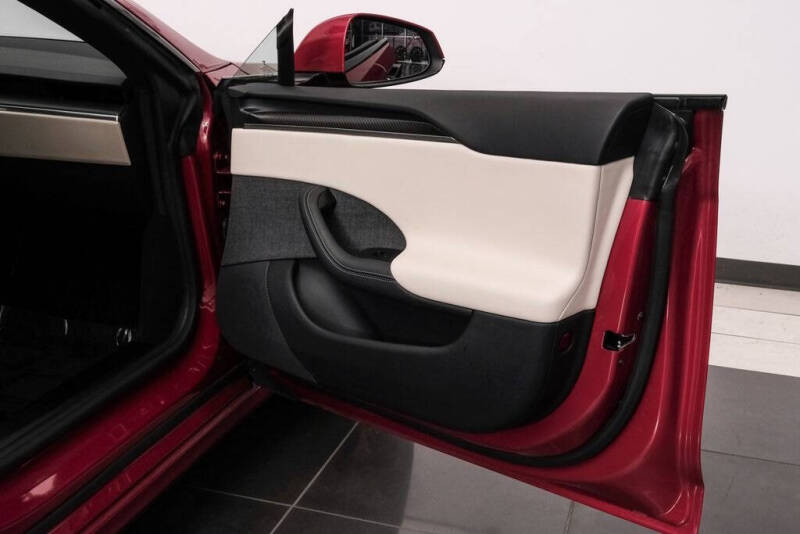 2021 Tesla Model S Plaid