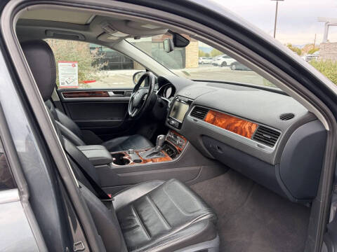 2012 Volkswagen Touareg