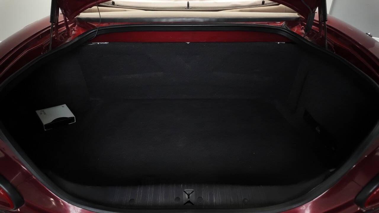 1998 Jaguar XK-Series 54