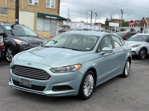 2014 Ford Fusion Hybrid for sale at ERS Motors, LLC. in Saint Louis MO