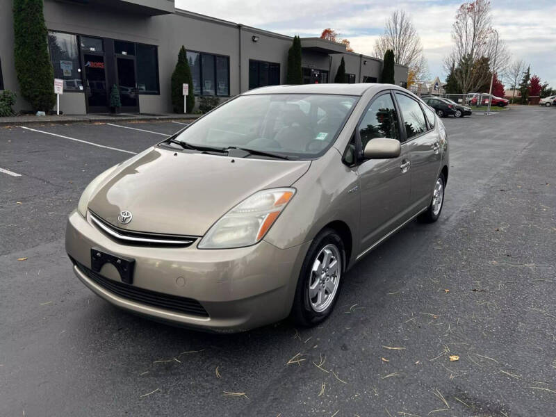 2008 Toyota Prius for sale at BARAAN AUTO SALES in Federal Way WA