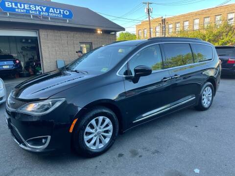 2017 Chrysler Pacifica for sale at Bluesky Auto in Bound Brook NJ