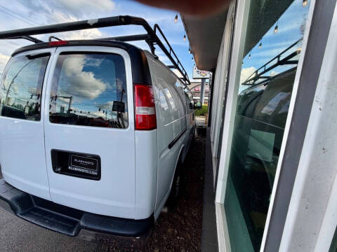 2017 Chevrolet Express 2500