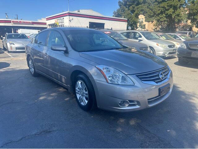 2012 Nissan Altima for sale at Tracy Auto Depot in Tracy, CA