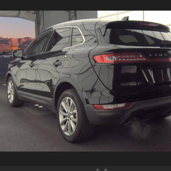 2016 Lincoln MKC Select