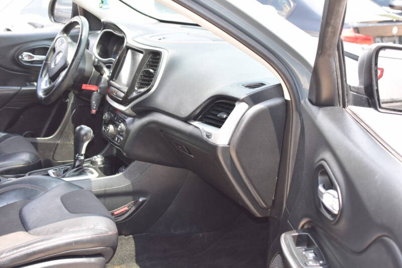 2014 Jeep Cherokee Trailhawk