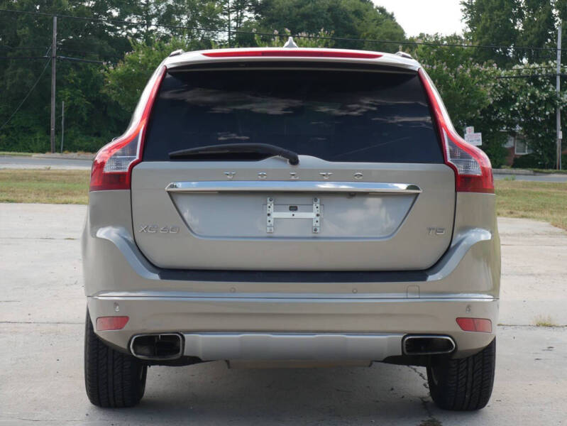 2015 Volvo XC60 T5 Drive-E Premier