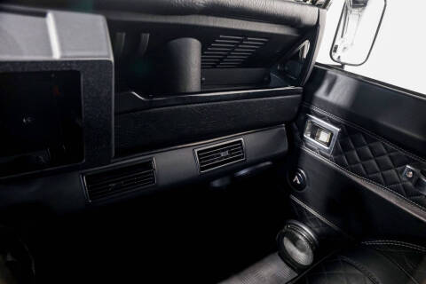 1990 Land Rover Defender 110