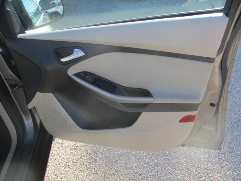 2012 Ford Focus SEL