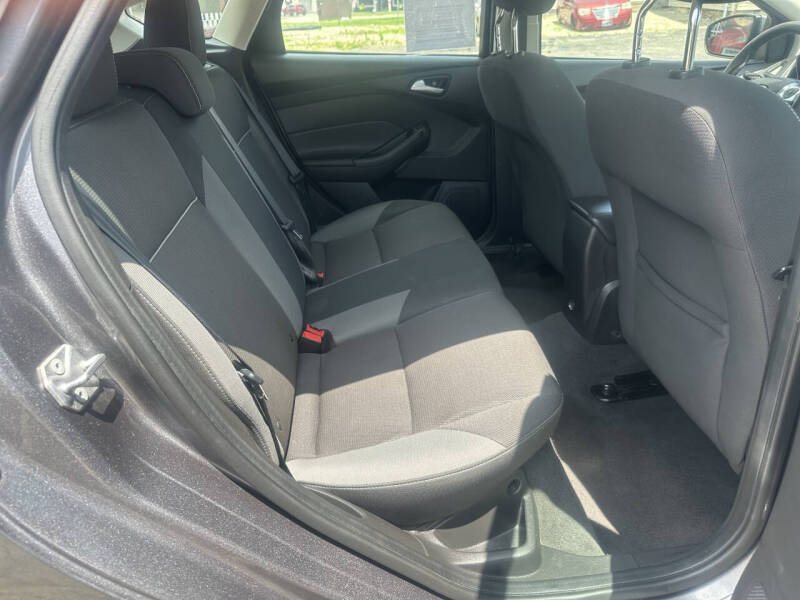2012 Ford Focus SE