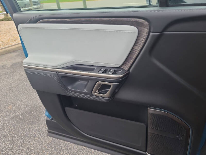 2023 Rivian R1S Launch Edition