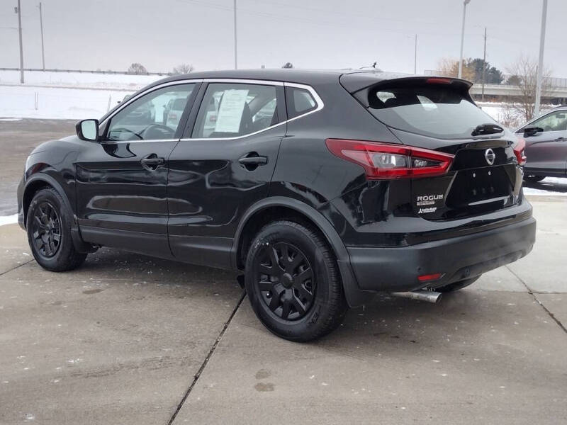 2020 Nissan Rogue Sport S