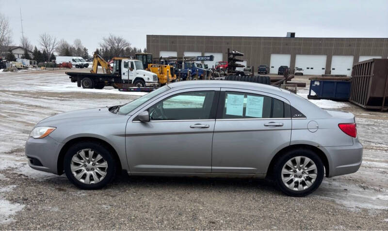 2013 Chrysler 200 LX