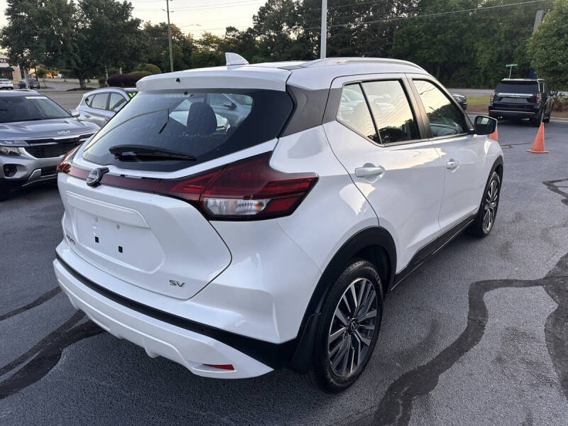 2023 Nissan Kicks SV