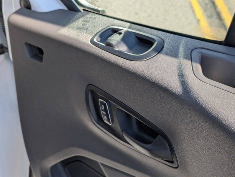 2023 Ford E-Transit 350