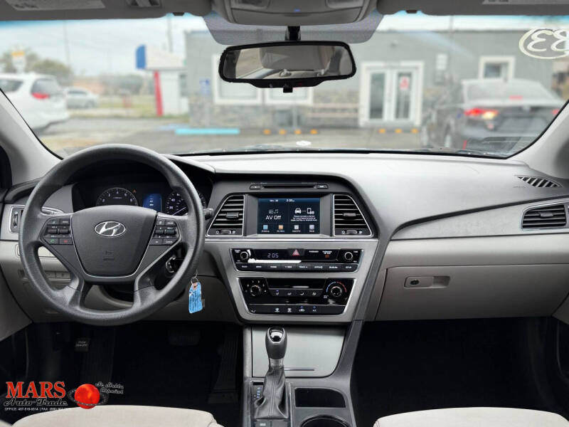 2017 Hyundai Sonata SE