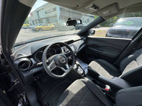 2019 Nissan Kicks S