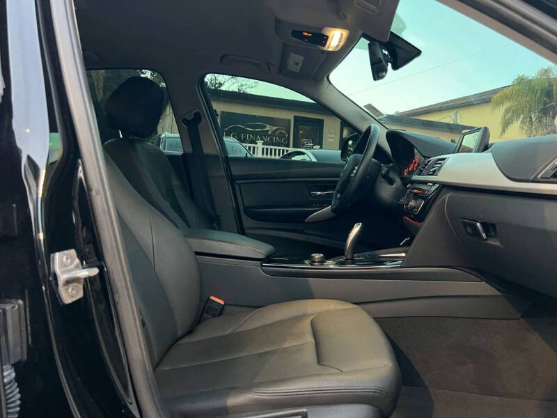 2016 BMW 3 Series 320i