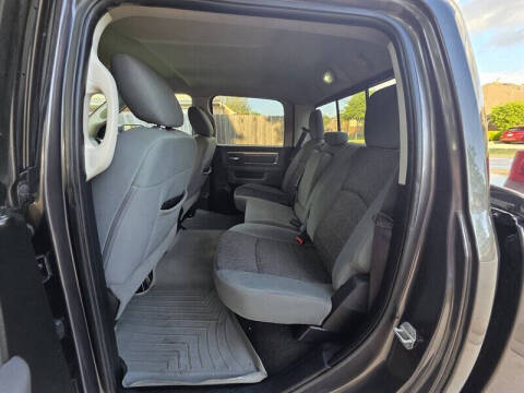 2015 RAM 1500 SLT