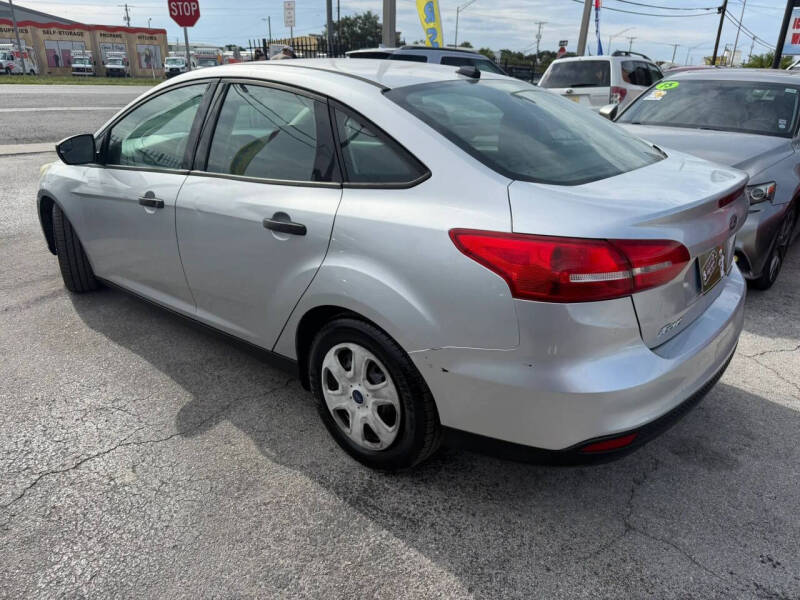 2015 Ford Focus S