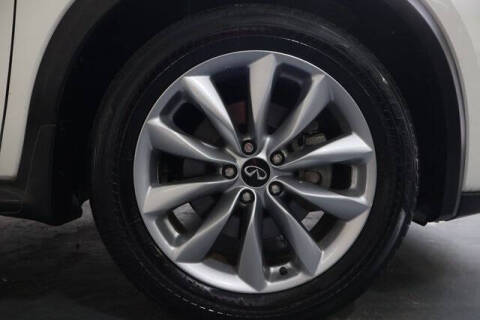 2021 Infiniti QX50 Essential