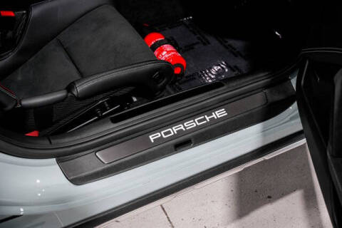 2023 Porsche 911 Dakar