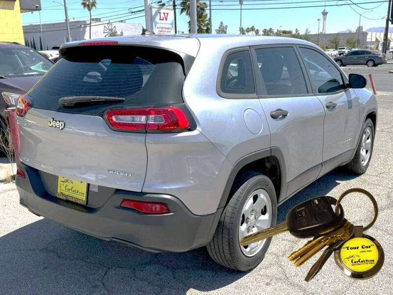 2017 Jeep Cherokee Sport