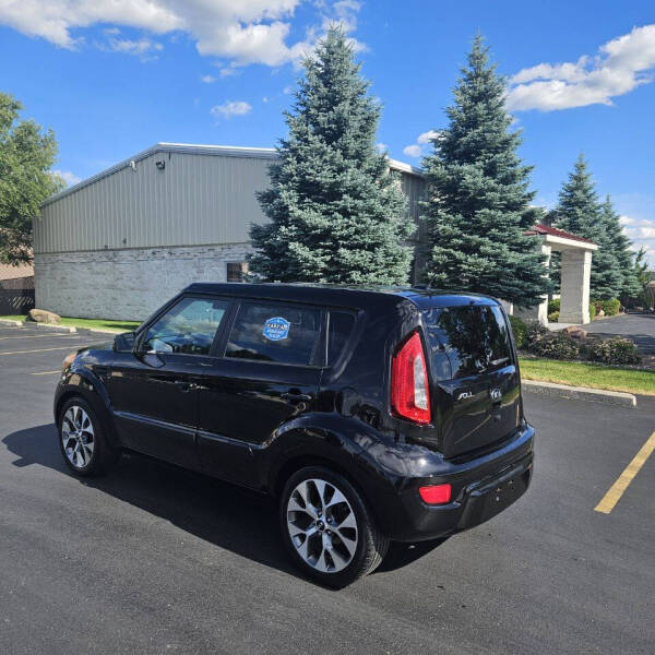 2013 Kia Soul +