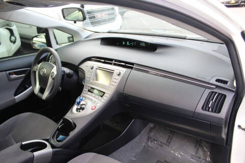 2013 Toyota Prius Three