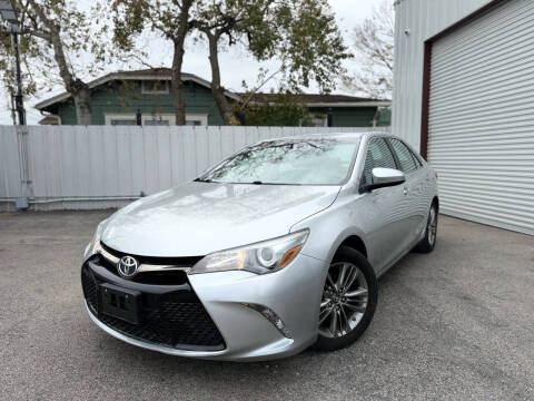 2016 Toyota Camry for sale at Auto Selection Inc. in Houston TX