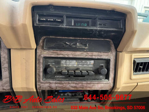 1985 Ford F-150 XLT Lariat