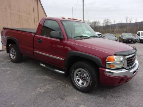 2005 GMC Sierra 1500 for sale at Dean's Auto Plaza in Hanover PA
