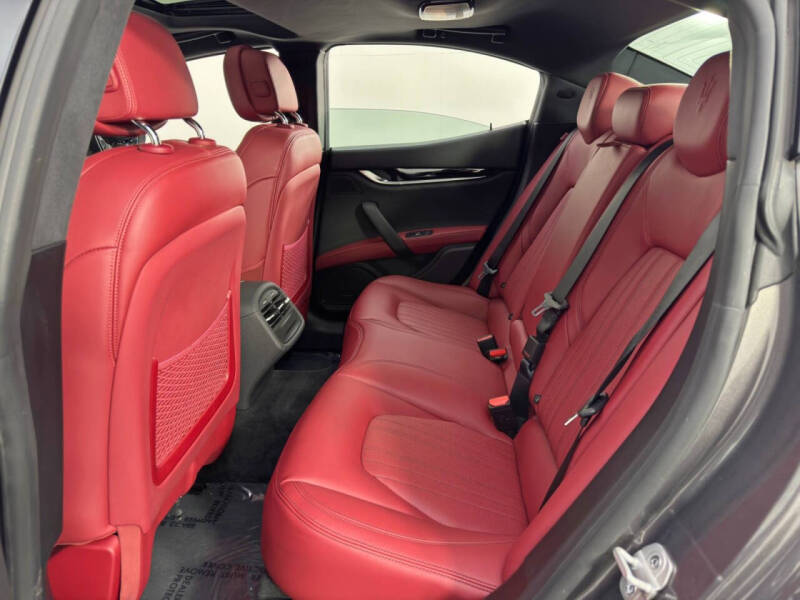 2023 Maserati Ghibli Modena Q4