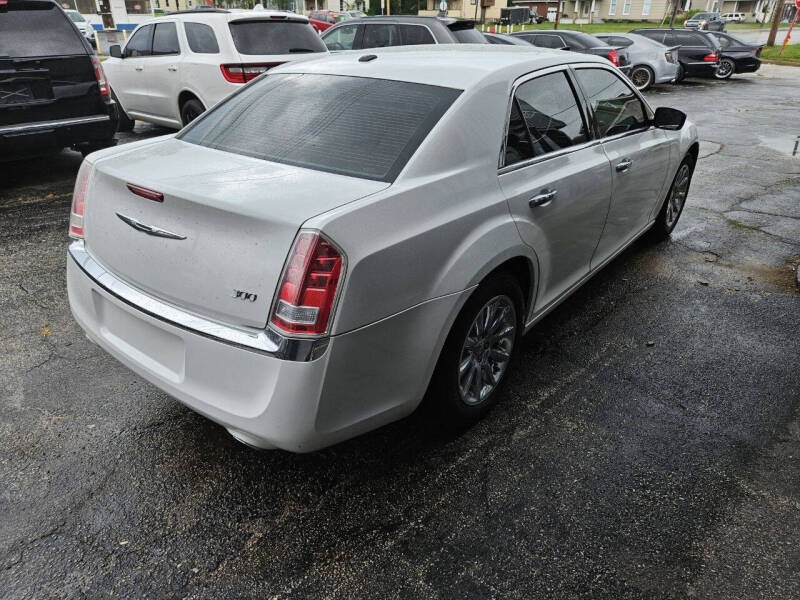 2012 Chrysler 300 Limited