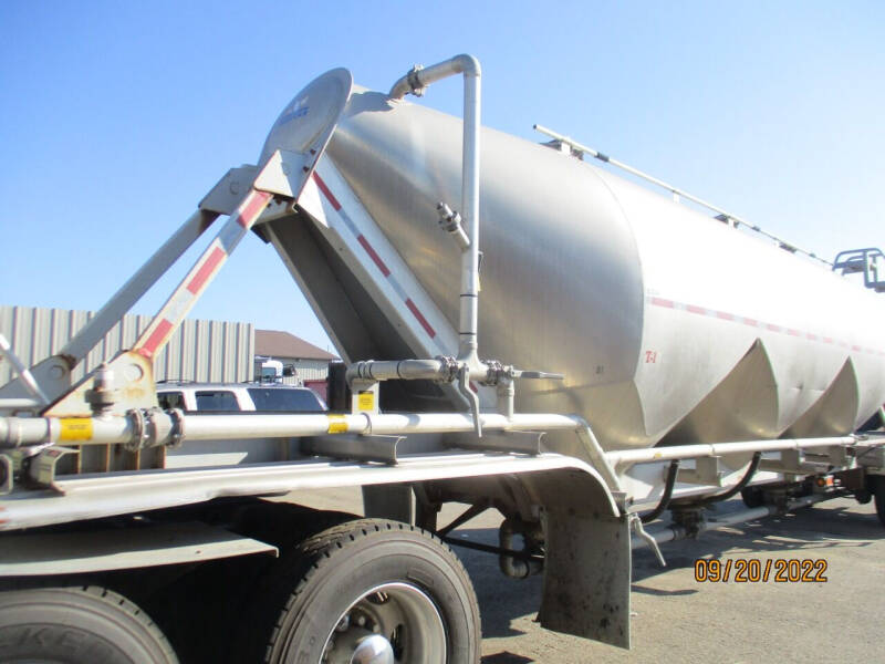 2013 Tremcar Dry Bulk Tank Trailer for sale at ROAD READY SALES INC in Richmond IN