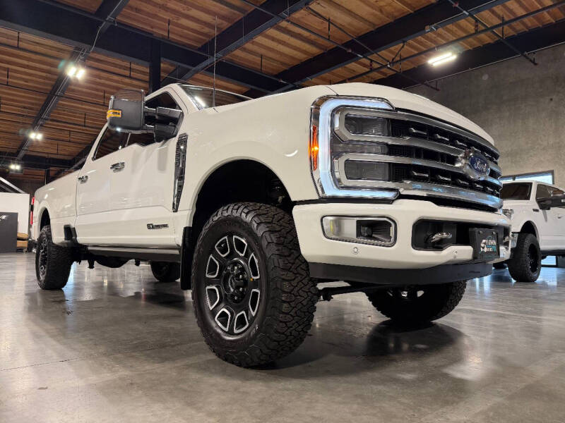 2024 Ford F-350 Super Duty Platinum