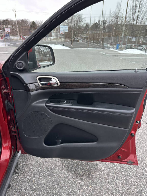 2011 Jeep Grand Cherokee Laredo X