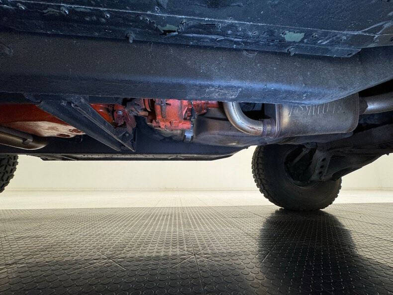 2005 AM General Hummer