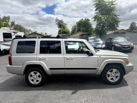2007 Jeep Commander Sport