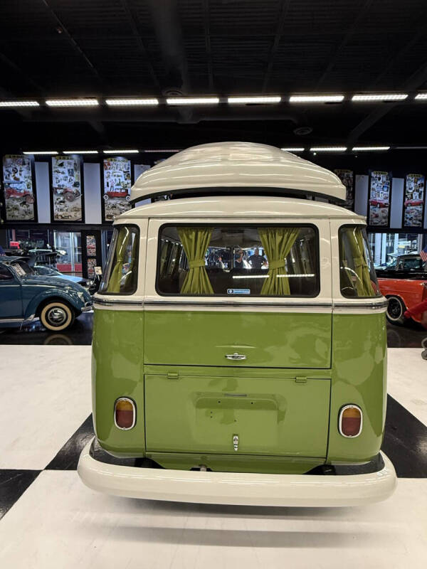 1972 Volkswagen Bus