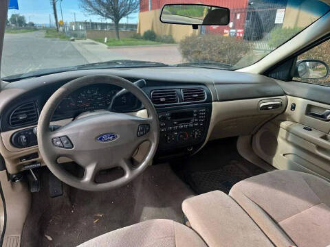2000 Ford Taurus SES