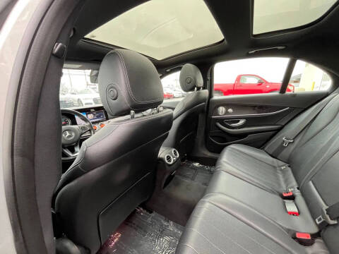 2017 Mercedes-Benz E-Class E 300 4MATIC