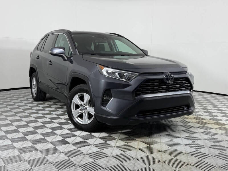 2020 Toyota RAV4 XLE