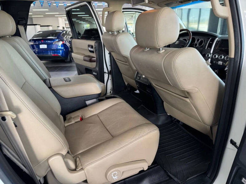 2012 Toyota Sequoia Platinum