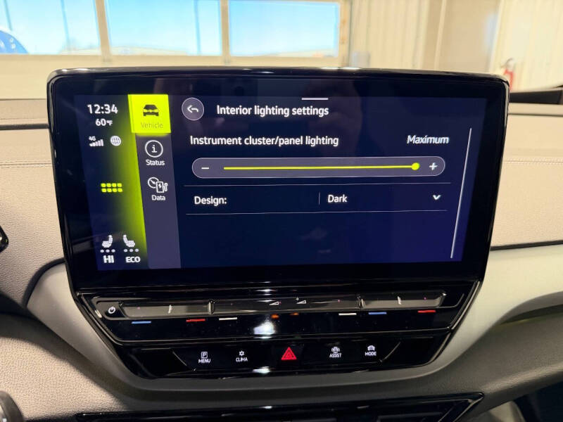 2023 Volkswagen ID.4 Pro