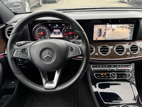 2017 Mercedes-Benz E-Class E 300 4MATIC