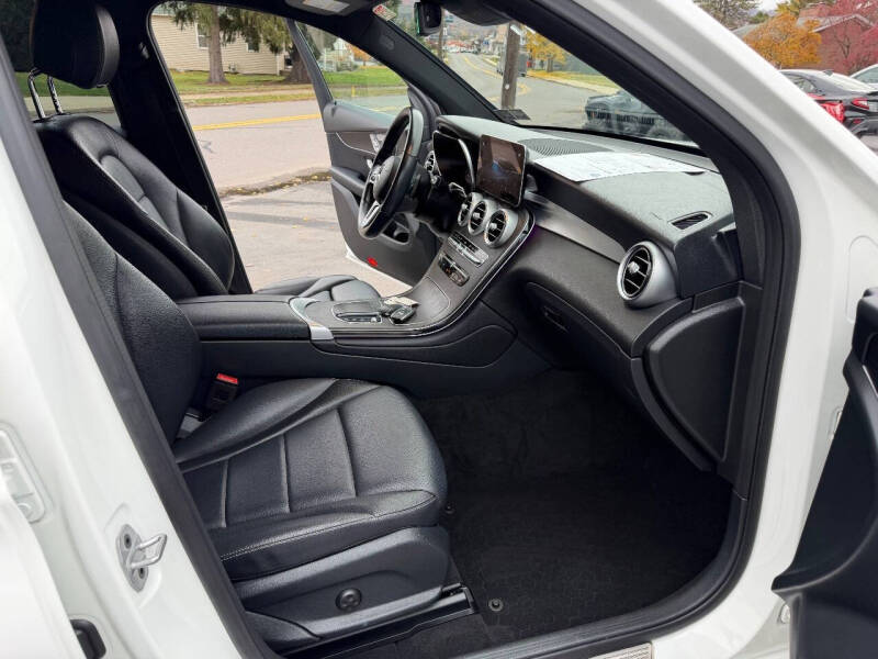 2022 Mercedes-Benz GLC GLC 300 4MATIC