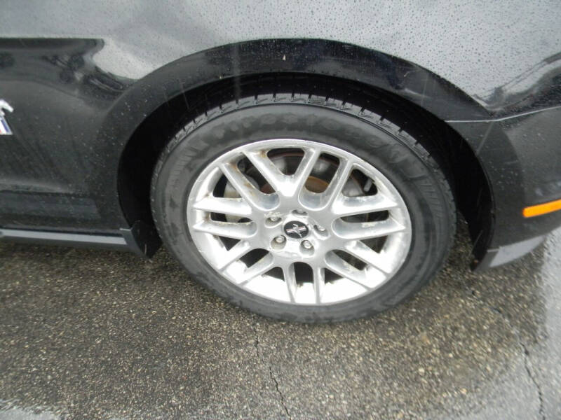 2012 Ford Mustang V6